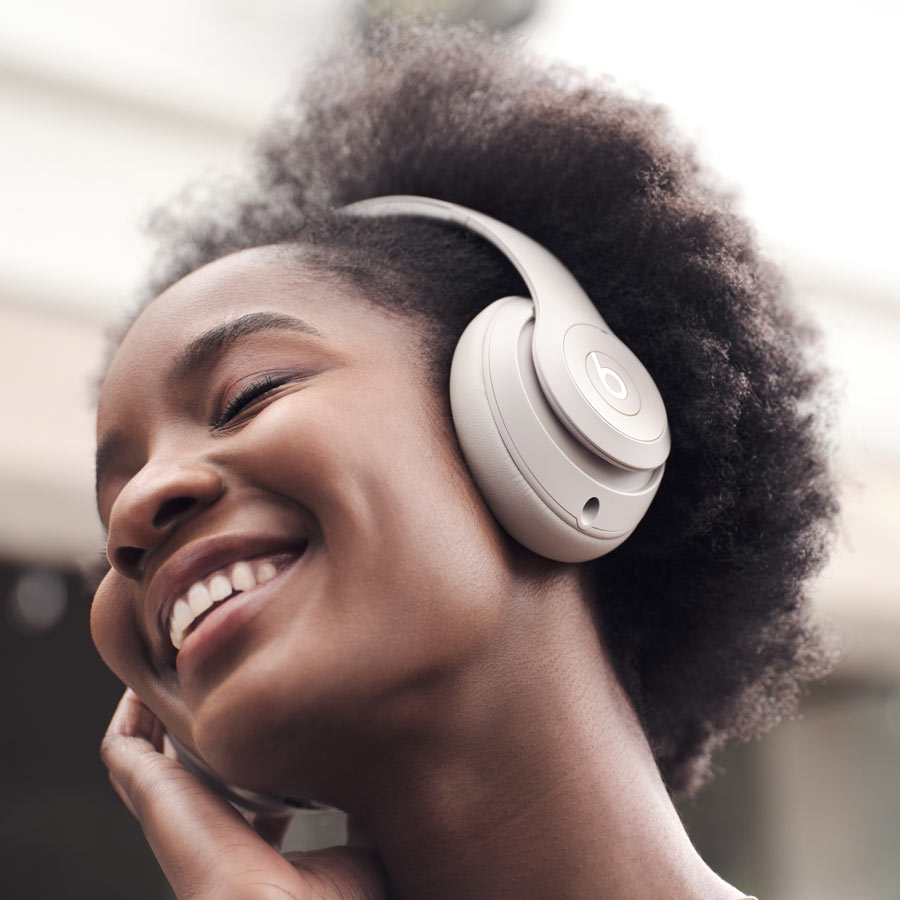 Beats Studio Pro