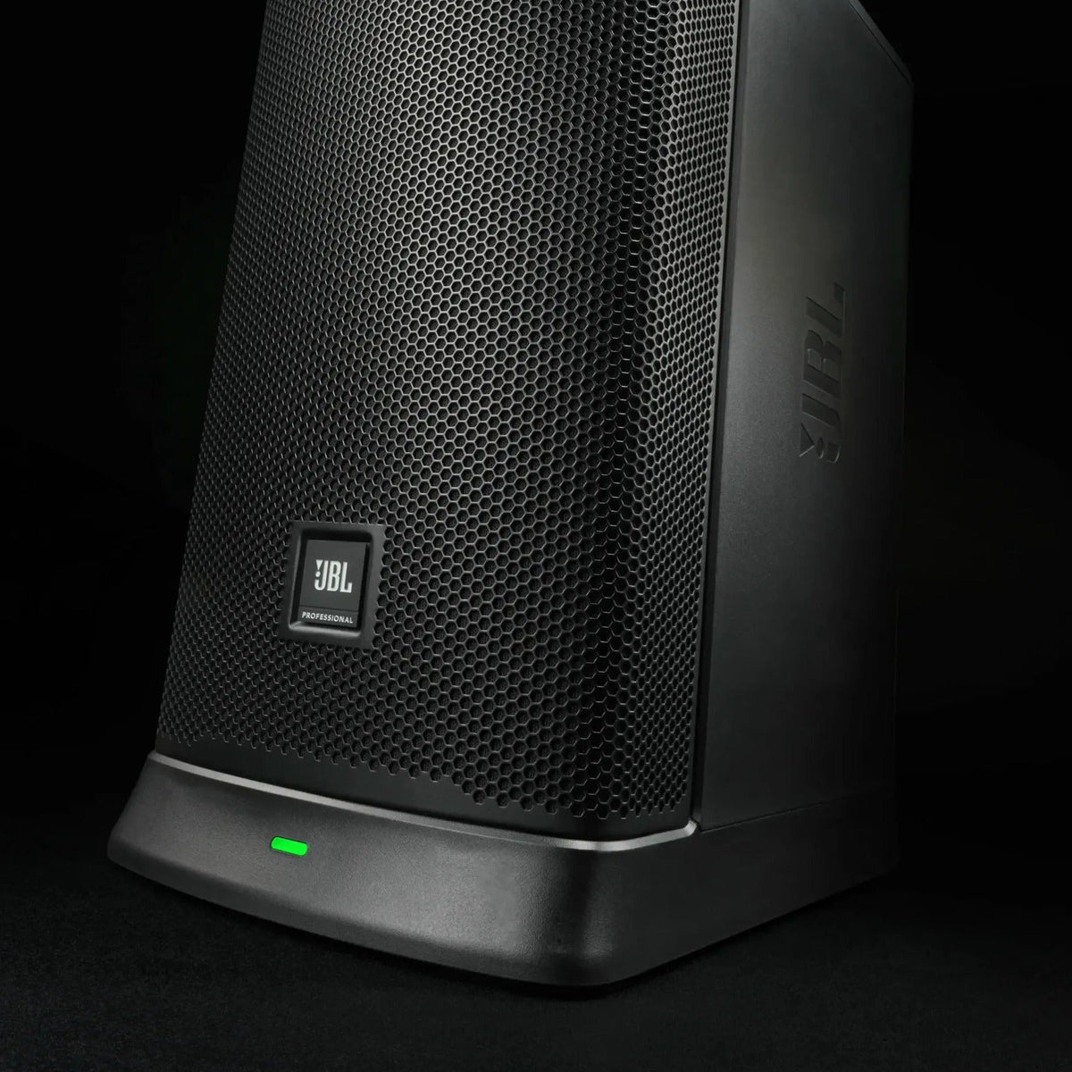 JBL_EONONEMK2_NA_LS_Black_ONEi_13.jpg