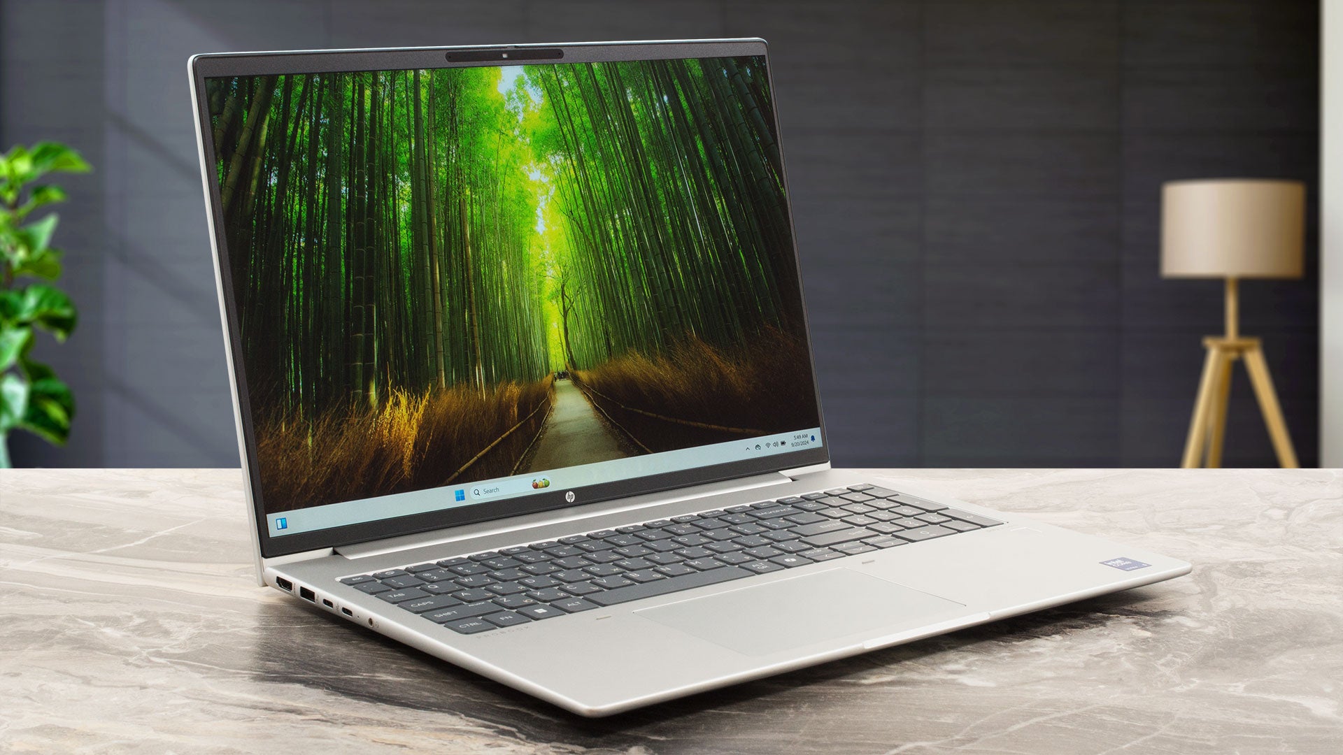 HP ProBook 460 G11 Intel Core Ultra 5 125H 8GB RAM 512GB SSD 16-inch WUXGA Laptop
