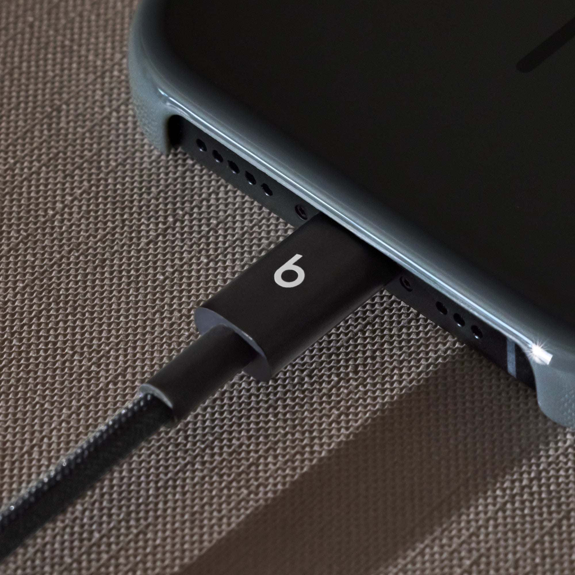 Two-Pack Beats USB-C to USB-C Woven Cables in Bolt Black