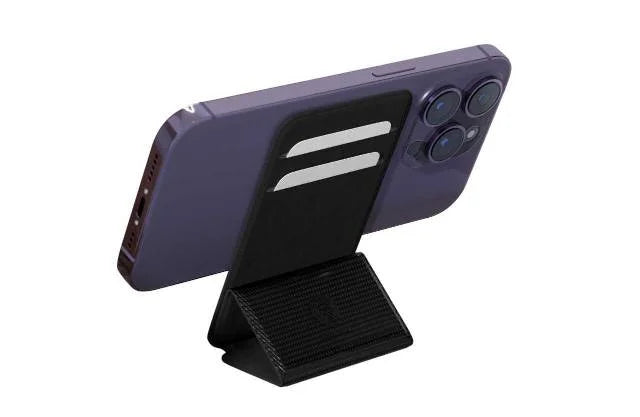 Green Lion MagSafe Wallet + Stand