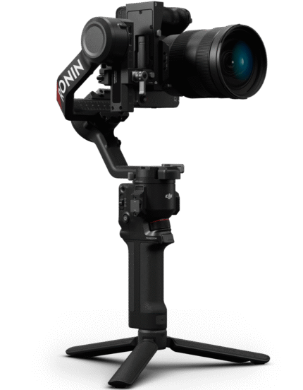 DJI RS 4 Gimbal Stabilizer Combo